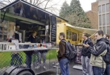 More Street Food: Curbside 8 Food Truck Now Outside U of Washington
