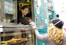 New York: Rapidly Growing Food Truck Industry Rallies