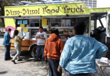 Dallas: Food Truck Advocates Keep Pluggin’ Along