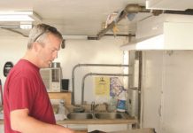 Minot, ND: Dinner is Served – Organizations Help with Feeding Evacuees