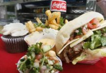 Simple, Fresh Food with or Without the Bun