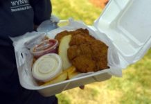 Detroit: Food Truck Serves Gourmet Meals Cooked to Order at Your Location