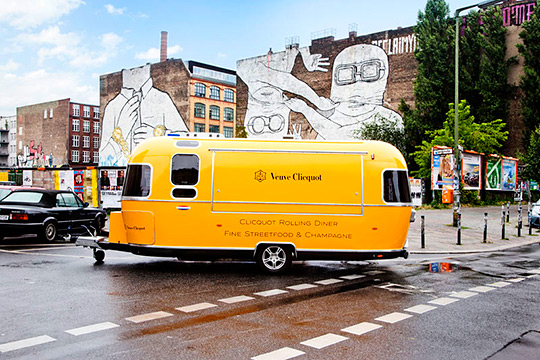veuve-cliquot-rolling-airstream-trailer-1