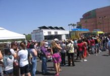 Food Trucks Land Steady Gigs at Universities