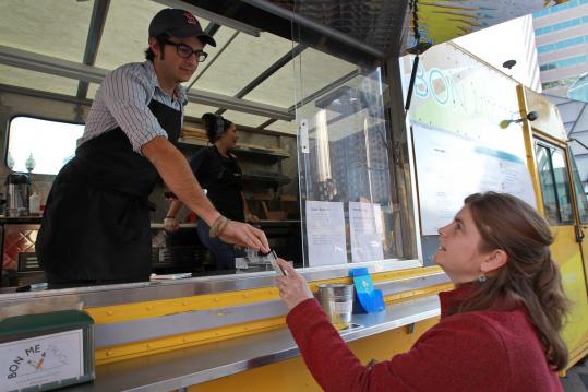 Bon Me Food Truck 2