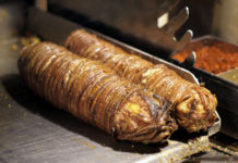 Istanbul, TR : EAT – Street Food Battle – Tantuni vs Kokereç