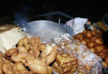Xiamen, CN: Night Time Food Market Around Sibei Area Becomes Sought-After in Xiamen