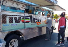 Alameda, CA: Food Trucks Good for Other Retail Businesses, City Officials Say