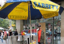 New York, NY: Bloomberg Squares Off Against Quinn Over Street Vendor Fees