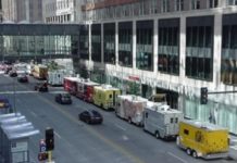 Minneapolis, MN: Food Truck Wars? Minneapolis Brick and Mortar Restaurants Ask Food Trucks to Spread Out