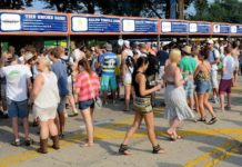 Chicago, IL: Graham Elliot, Gale Gand and Food Trucks at Lollapalooza’s Chow Town