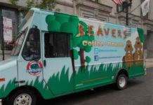Chicago, IL: City Licenses Seven New Food Trucks Including Waffle & Burger Trucks