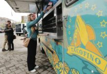 Victoria, CAN: Victoria Food-Truck Scene Sprouting Outside Memorial Arena