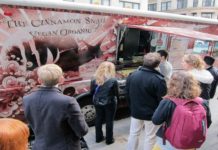 New York, NY: Food Carts Team Up with New York Transit Museum