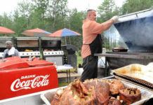 Leeds, ME: Eats: Moose’s Mobile Kitchen Brings the Barbecue To You