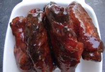 New York, NY: Street Eats – Spicy Peanut & Miso Glazed Wings from Wing’n It