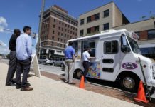 Rockford, IL: Rockford’s First Food Truck Coley’s Cooler Sets Up Shop