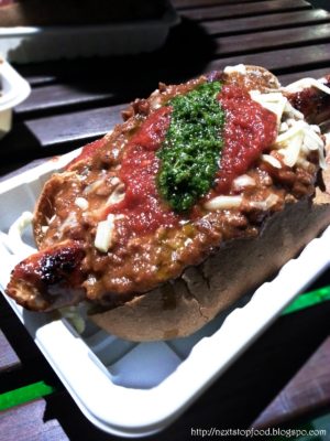 Organic Spelt Bun Chilli Dog (Chorizo sausage, wagyu chilli con carne, cheese, tomato and chimmichurri) $12