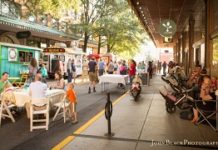 Knoxville, TN: Knoxville Food Trucks Take Over City Block