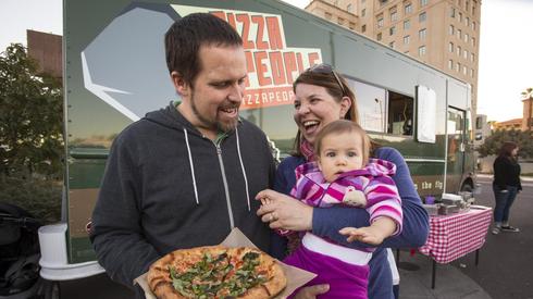 AZ-Phoenix-Pizza_People