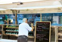 National News: Food Trucks Incorporate Local Produce Into Offerings