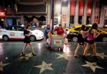 Los Angeles, CA: Food Carts in Los Angeles Come Out of the Shadows