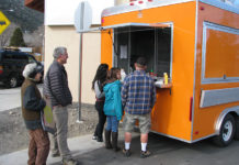 Lee Vining, CA: Ohanas395 – A food truck in Lee Vining
