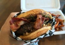 Jacksonville, FL: Delicious Burgers on Wheels