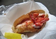 Houston, TX: Cousins Maine Lobster Rolls into Town
