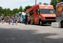 Madison, CT: Some Madison residents protesting food trucks in town