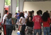 Columbia, SC: Food Truck Festival Attracts Thousands, Causes Long Lines