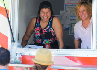 Philadelphia, PA: City’s mobile cuisine eaten and honored