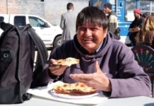 Winnipeg, CAN: Winnipeg food trucks serve up free lunch for the homeless