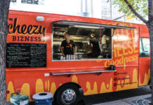 Tuscaloosa, Al: UA Student invite Food Trucks to Campus