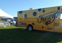 Toronto, CAN: Food trucks need more room to grow, advocates say