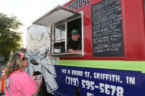 IN-BeverlyShores-grindhouse-foodtruck
