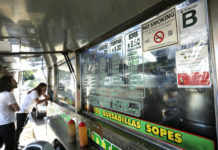 Los Angeles, CA: Tight spaces in food trucks create health-safety challenges