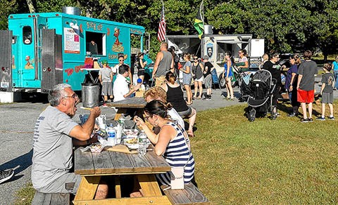 CUM-Food-Trucks-1