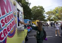 Elon, NC: Elon Dining hosts Food Truck Frenzy